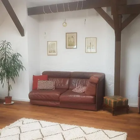 Apartment Helle Dachgeschosswohnung Fuer 8 Personen In Zentraler Lage *